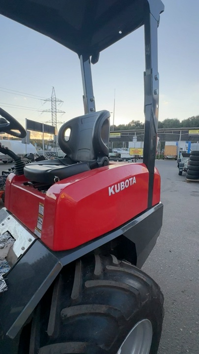 Колесный погрузчик RT 190 ( двигатель Kubota 35 л.с) Япония)
