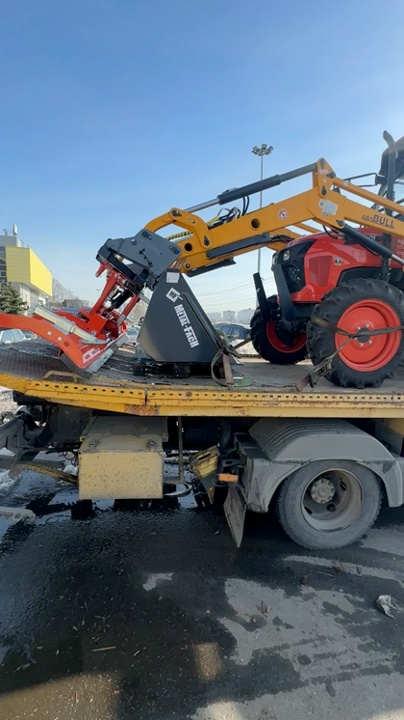 Сельскохозяйственный трактор Kubota MU 4501