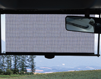 Трактор LS PLUS 90 CABIN - Передняя солнцезащитная шторка (только для моделей CABIN)