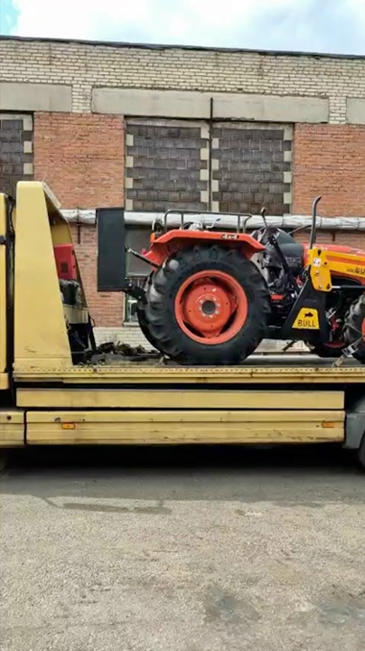 Kubota MU4501 с фронтальным погрузчиком