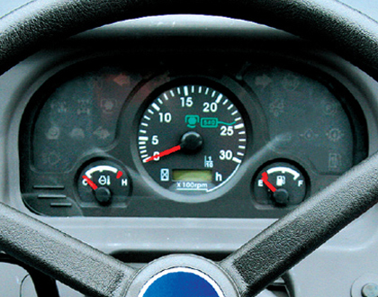 Трактор LS XR50 HST CAB - Приборная панель