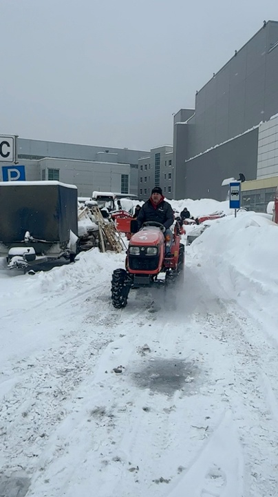 Дрифт на тракторах Kubota