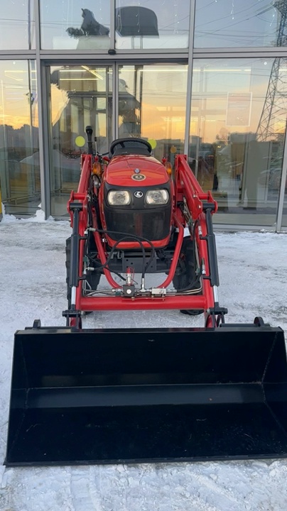 Тракторы Kubota с трехлетней гарантией только в тракторном салоне МКАД 86 км ТЦ Планета Железяка