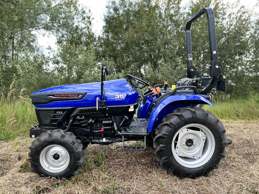 Трактор Farmtrac 35 4WD