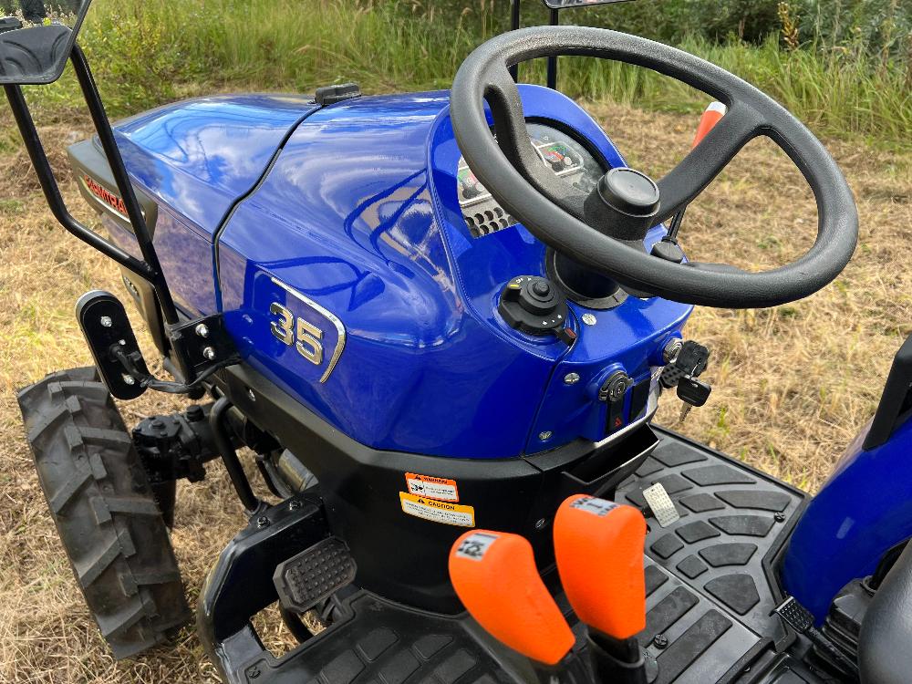 Трактор Farmtrac 35 4WD