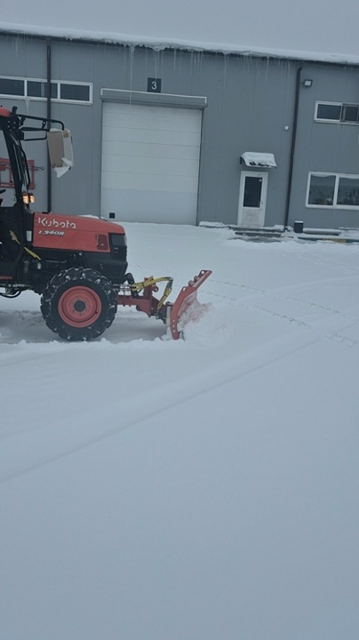 Трактор Kubota L3408 уборка снега ❄️