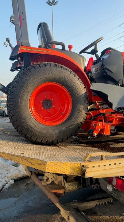 Профессиональные газонокосилки Kubota B 2401