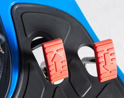 Минитрактор Yanmar LS MT1.25 HST - Гидростатическая трансмиссия с управлением двумя педалями