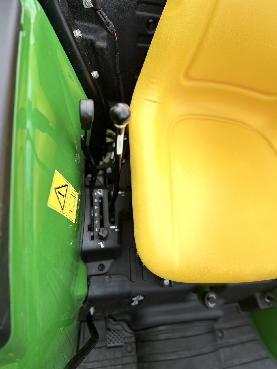 Минитрактор дизельный John Deere 3036 E