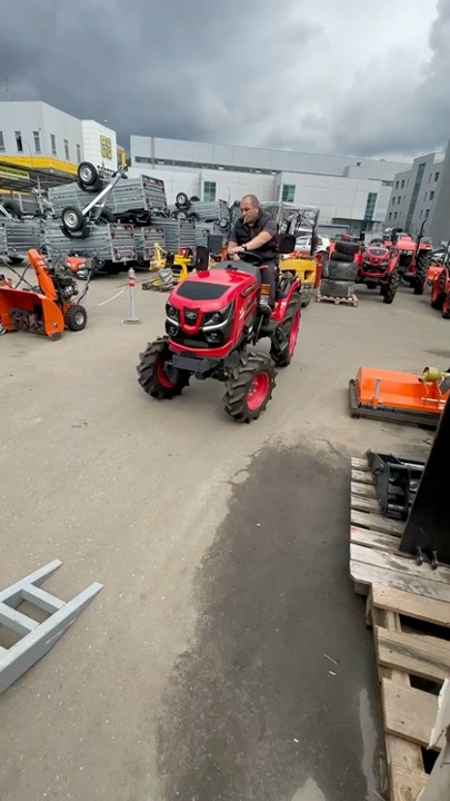 Отгружаем самый надежный трактор Mahindra OJA 2124 Yanmar 27 л.с