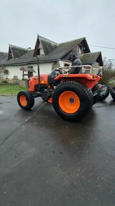 Трактор Kubota MU 4501 на газонных колесах  #kubota  #уходзагазогом #трактор