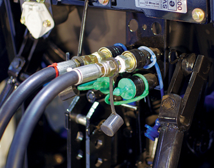 Трактор Mitsubishi LS R36I GEAR - Гидравлические клапаны