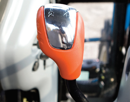 Трактор LS PLUS 90 CABIN - Главный рычаг переключения передач