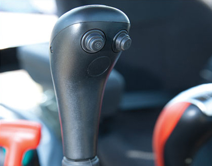 Минитрактор Yanmar LS MT1.25 HST - 3-золотниковый клапан