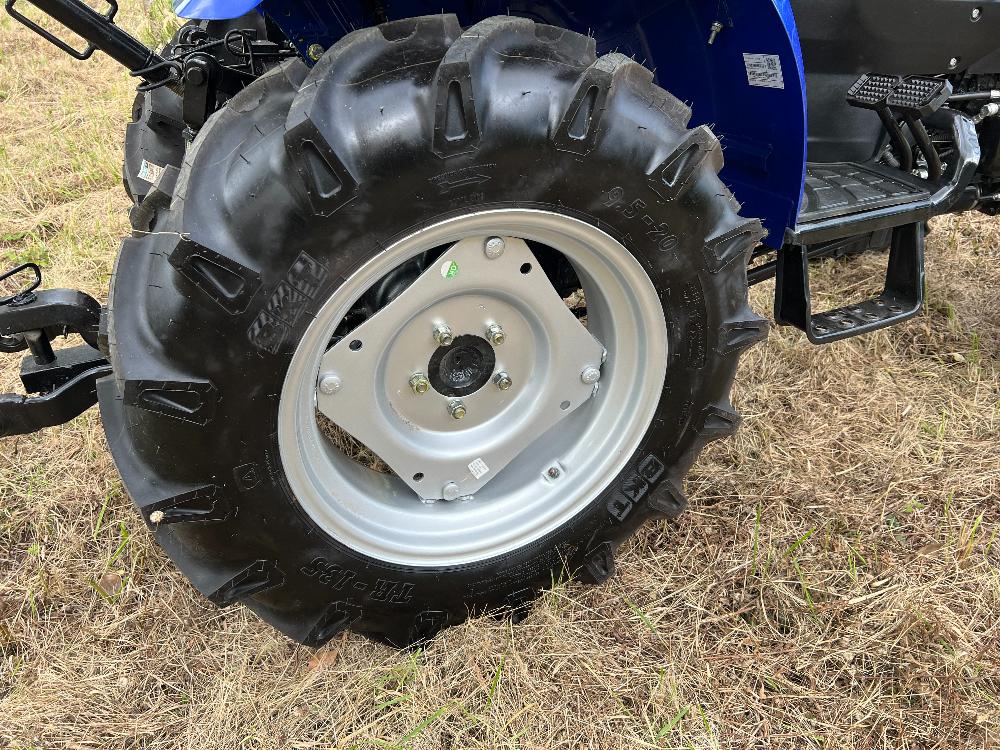 Трактор Farmtrac 35 4WD