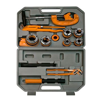 Клупп для нарезания резьбы 1/2-3/4, 1-11/4, 11/2-2, три комплекта резцов Sparta - изображение 3