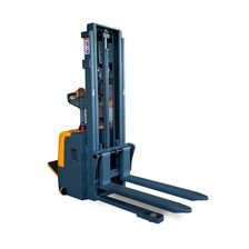 Штабелер самоходный 2,0 т 3,5 м XILIN CDD20K-EN с раздвижными вилами (с платформой) - изображение 7