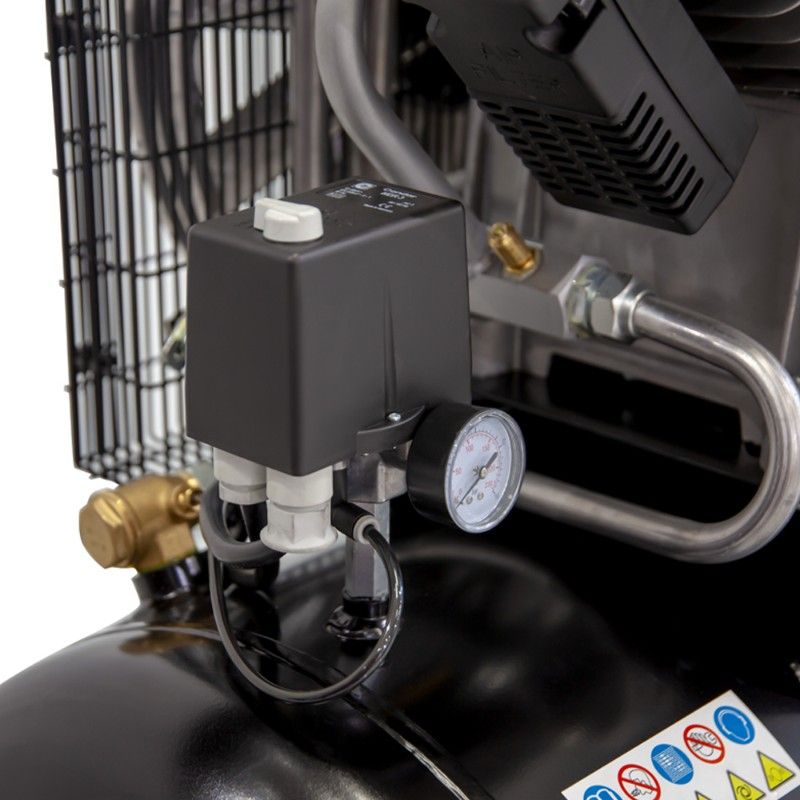 Компрессор 4-поршневой воздушный WIEDERKRAFT WDK-92712 270л 1300л/мин - изображение 6