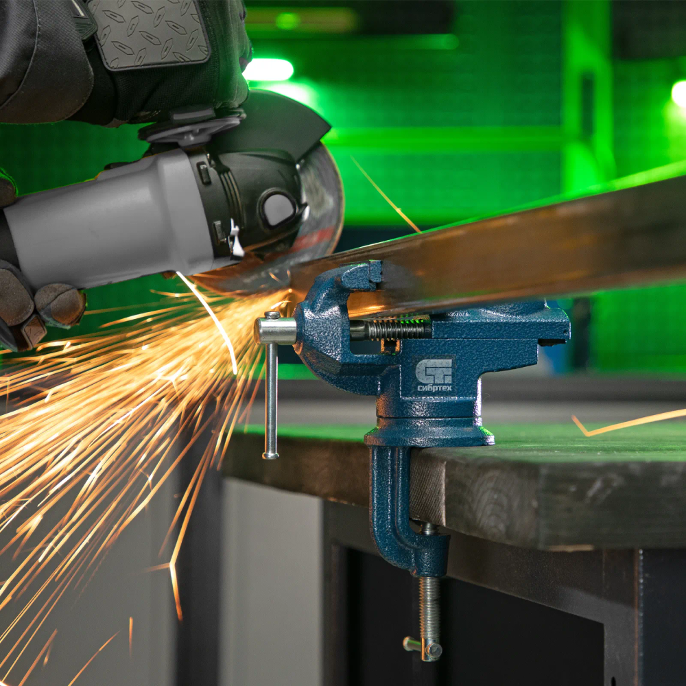 Тиски слесарные, настольные, поворотные, ширина рабочих губок 65 мм, наковальня Сибртех - изображение 10