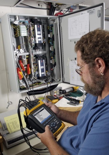 Анализатор качества электроэнергии Fluke 434 серии II 4116638 - изображение 5