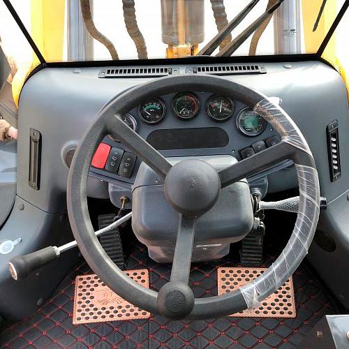 Фронтальный погрузчик BULL SL380 - изображение 3