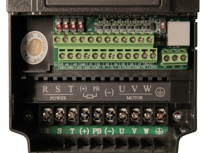 Частотный преобразователь ESQ 600-4T0022G/0037P 2.2/3.7квт 380в-460в 08.04.001001 - изображение 2