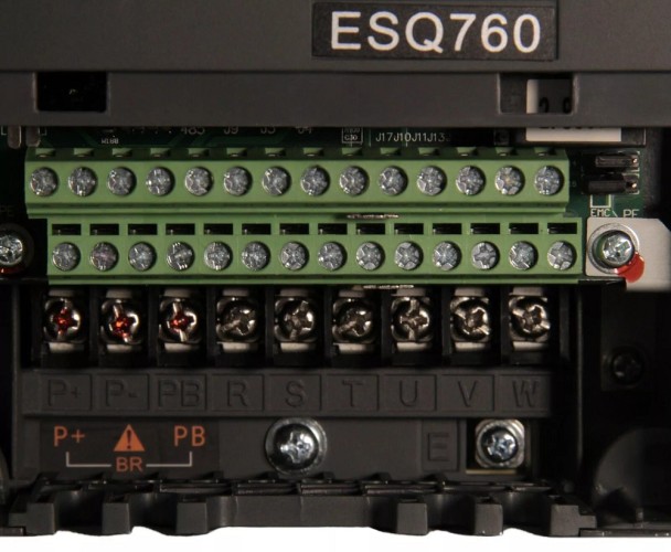 Частотный преобразователь ESQ 760-4T-0022 2.2/4квт, 380 в 08.04.000644 - изображение 4