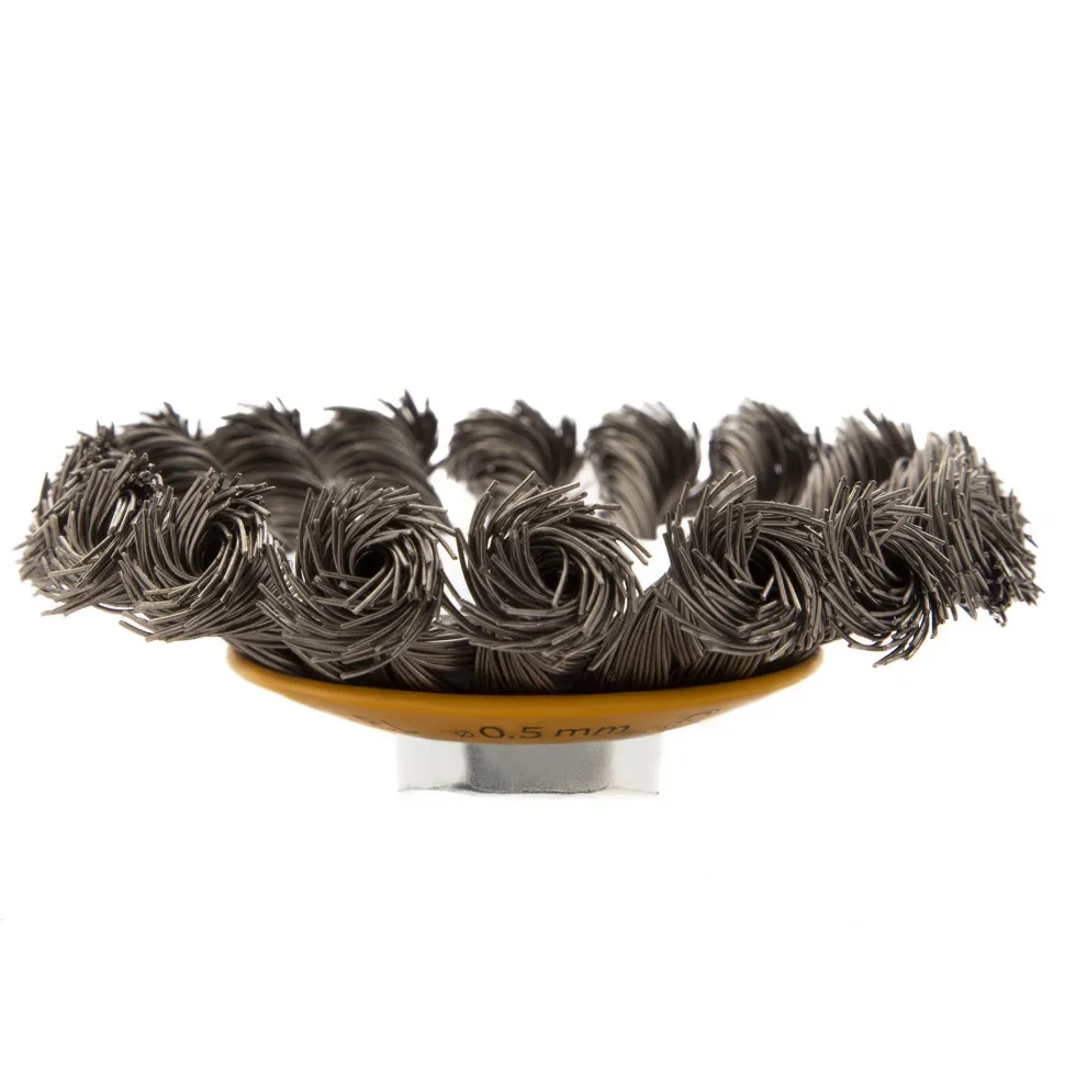 Щетка для УШМ Denzel 100 мм, Тарелка, крученая нержавеющая проволока 0.5 мм, М14 - изображение 6