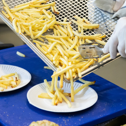 Доска разделочная 530х325х18 мм зеленая пластик - изображение 3