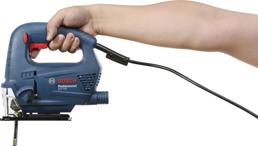 Электролобзик BOSCH GST 700 06012A7020 - изображение 4