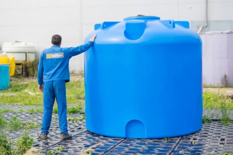 Емкость ЭКОПРОМ TR 8000 л., вертикальная черный - изображение 3