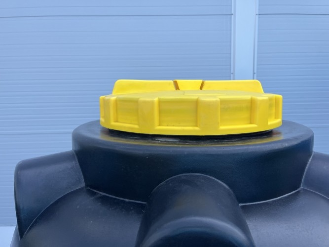 Емкость KSC C-  750 л цилиндрическая вертикальная черный - изображение 3