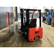 Электропогрузчик трехопорный переднеприводный EP CPD18TVL 4800 мм - изображение 16