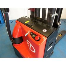 Электрический штабелер EP ES14-14WA 5000 мм - изображение 11