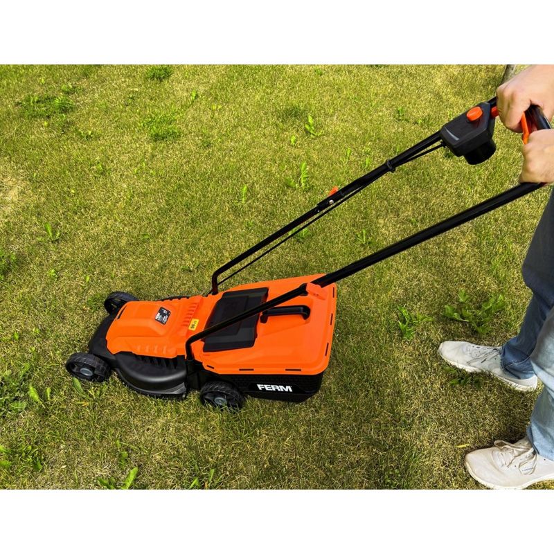 Газонокосилка электрическая FERM LMM1013 - изображение 11