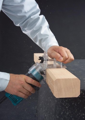 Фрезер сетевой MAKITA 3710 - изображение 3