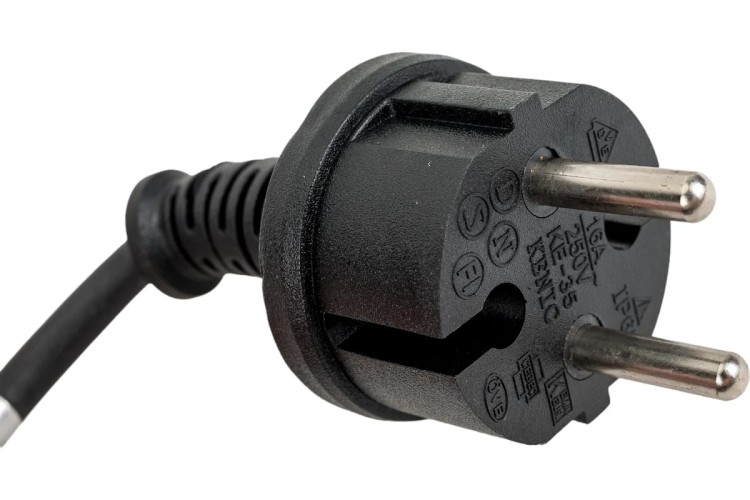 Гирлянда Neon-Night 255-225 БАХРОМА (Айсикл), 4,0х0,6м, 128 LED БЕЛЫЙ, 3,3мм - изображение 3