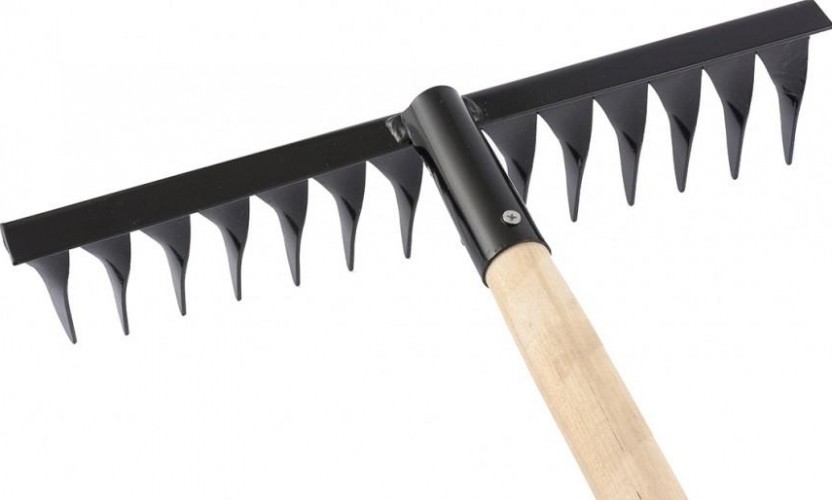 Грабли витые СИБРТЕХ 14 зубьев,  стальные с черенком 61768 61768
