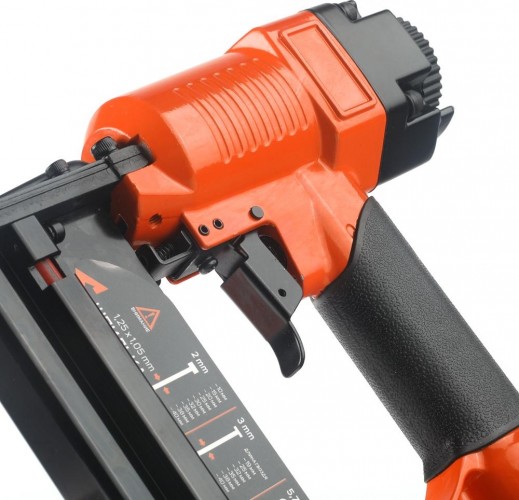 Гвоздезабивной пистолет пневматический PATRIOT ANG 210R 830902049 - изображение 4