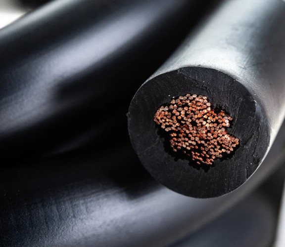 Кабель сварочный REXANT 01-8413-3 гибкий КГтп-ХЛ 1х35 мм², длина 3 м - изображение 3