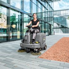 Подметальная машина Karcher КM 85/50 R Bp - изображение 6