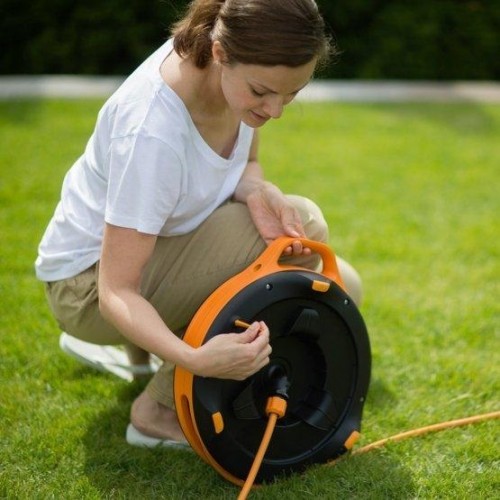 Катушка FISKARS со шлангом 10 м и комплектом для полива 1020436 1020436 - изображение 2