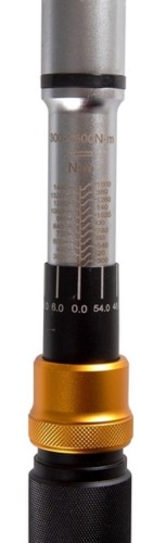 Ключ динамометрический 1" TOLSEN 300-1500 Нм в пластиковом кейсе TT19672 - изображение 3