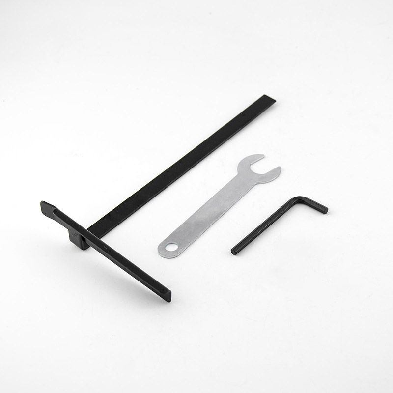 Пила дисковая электрическая KOLNER KCS 140/900 - изображение 5