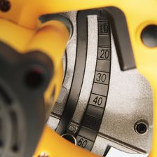 Пила дисковая электрическая KOLNER KCS 185/1500 - изображение 8