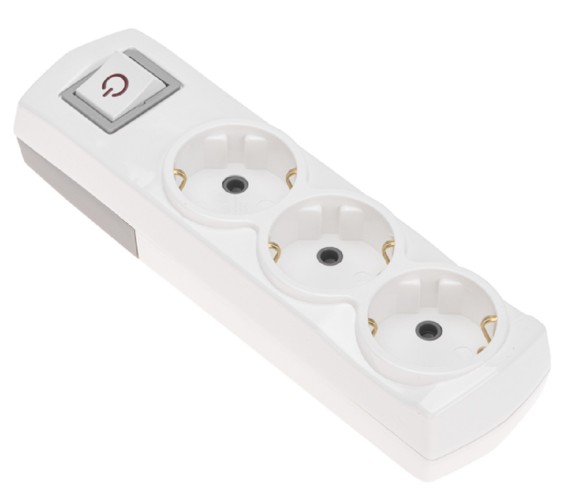 Колодка REXANT 13-4401 PREMIUM 3 гнезда, с/з, с выкл., белый