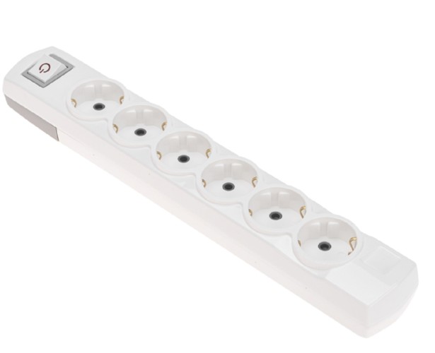 Колодка REXANT 13-4404 PREMIUM 6 гнезд, с/з, с выкл., белый