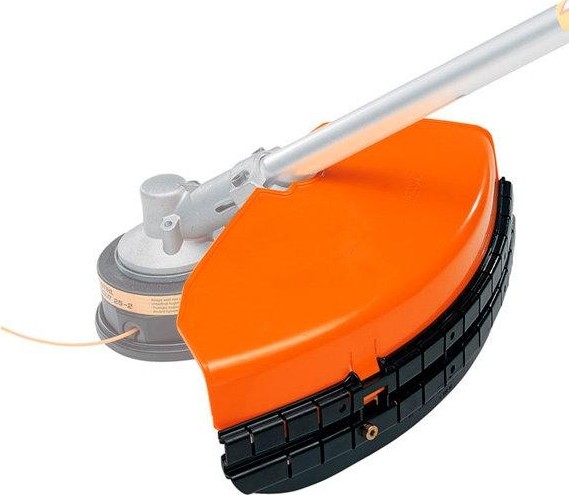 Кожух универсальный на Stihl FS550  41160071020 41160071020