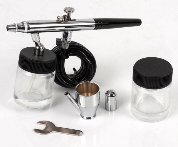 Краскопульт QUATTRO ELEMENTI  сопло 0,35 мм, профи 770-865