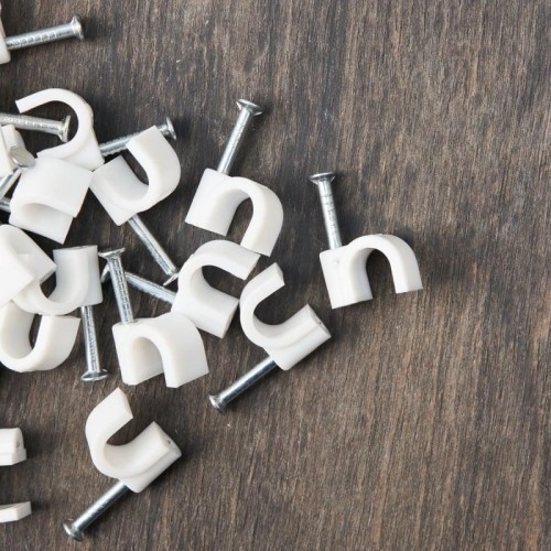 Крепеж кабеля круглый REXANT 6 мм, белый (упак. 50 шт) 07-4006 - изображение 5